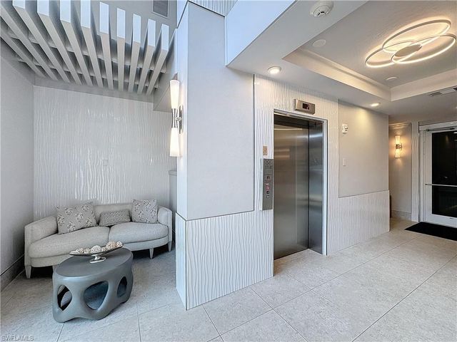 400 Flagship DR 501, Naples, FL 34108