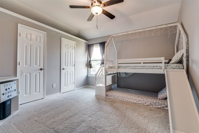 553 Wendy Lane, Desoto, TX 75115