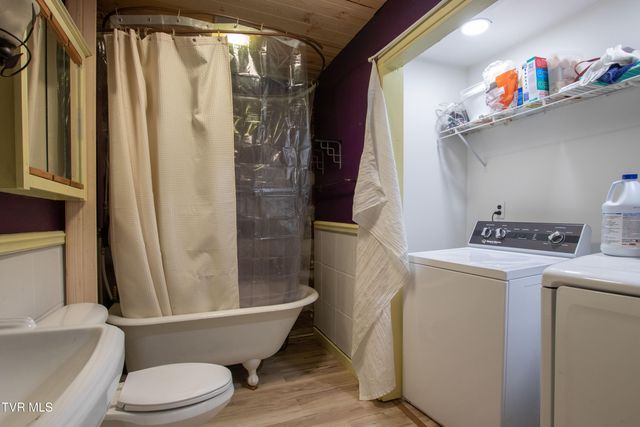 331 Bear Cage Road, Roan Mountain, TN 37687