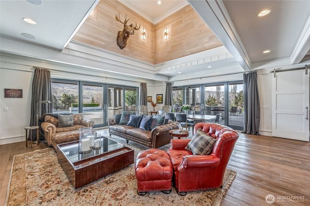 1695 Easy Street, Wenatchee, WA 98801