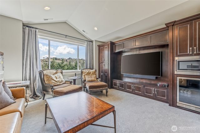 1695 Easy Street, Wenatchee, WA 98801