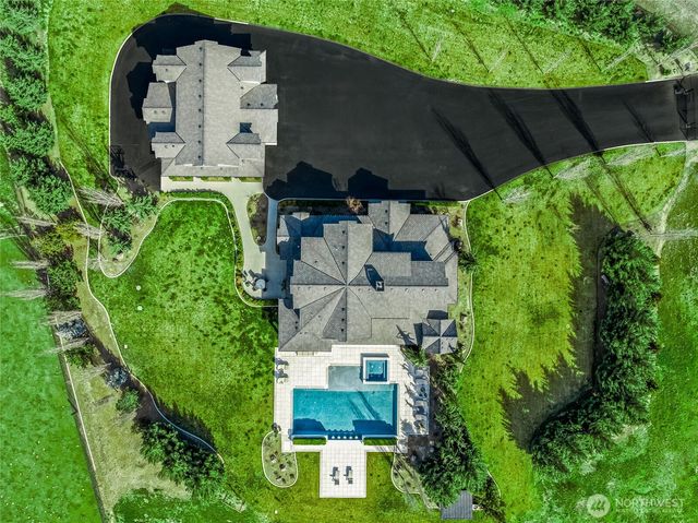 1695 Easy Street, Wenatchee, WA 98801