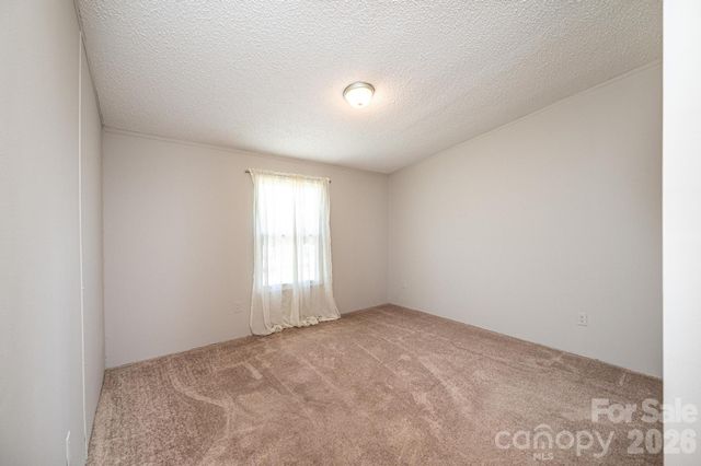 3825 Berry Creek Circle, Granite Falls, NC 28630