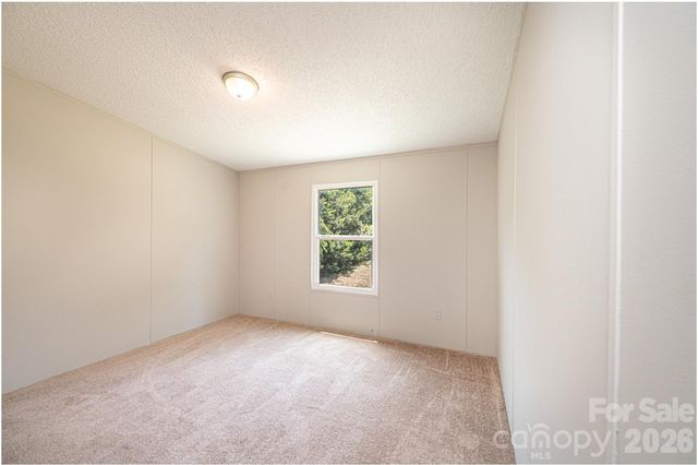3825 Berry Creek Circle, Granite Falls, NC 28630