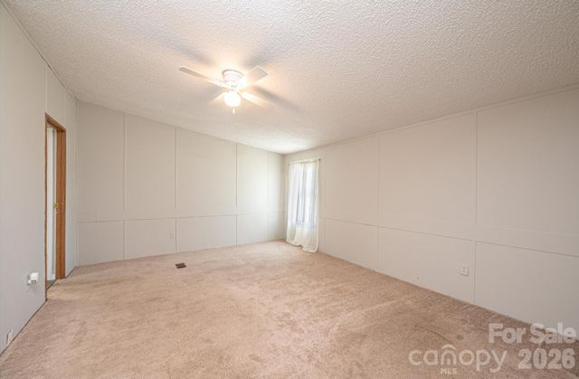 3825 Berry Creek Circle, Granite Falls, NC 28630