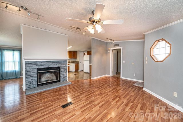 3825 Berry Creek Circle, Granite Falls, NC 28630