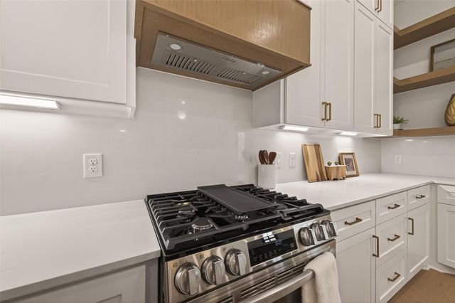 602 Jewett Street B, Houston, TX 77009