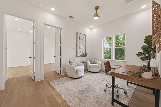 602 Jewett Street B, Houston, TX 77009