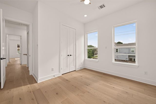 602 Jewett Street B, Houston, TX 77009