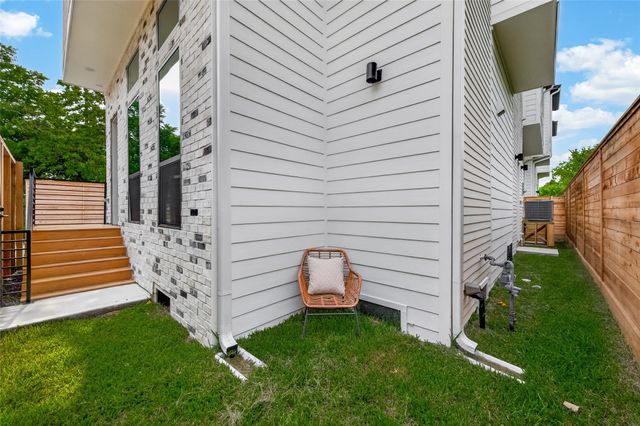 602 Jewett Street B, Houston, TX 77009