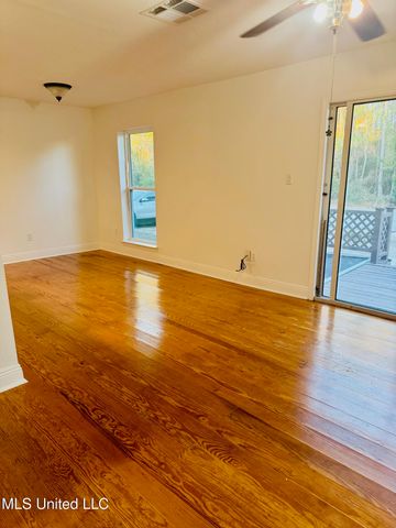 590 Royal Oak Drive, 1, Pass Christian, MS 39571