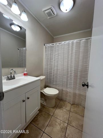 1230 E Alexander Street, Lafayette, LA 70501