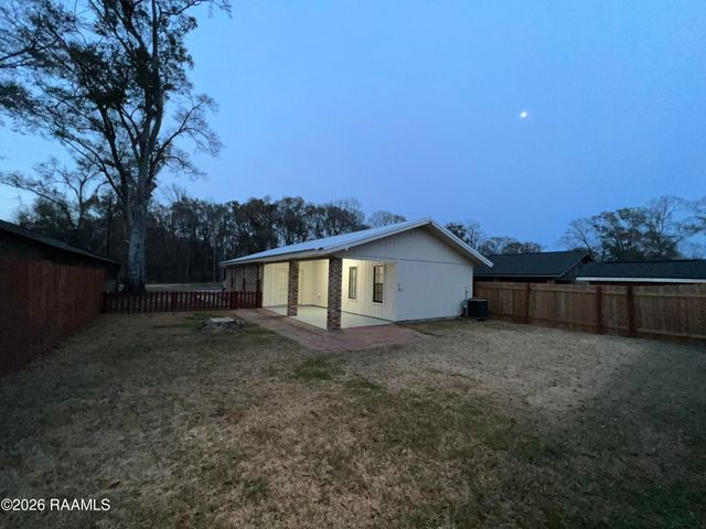 1230 E Alexander Street, Lafayette, LA 70501