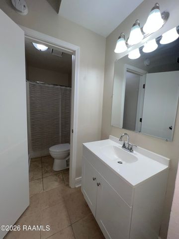 1230 E Alexander Street, Lafayette, LA 70501