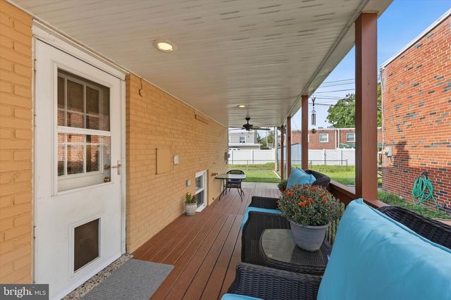 515 HAZEL AVE, Folsom, PA 19033