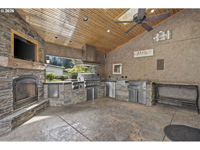 23411 Se BORGES Rd, Damascus, OR 97089