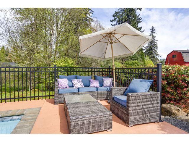 23411 Se BORGES Rd, Damascus, OR 97089