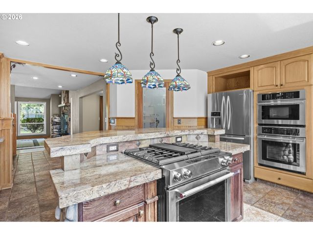 23411 Se BORGES Rd, Damascus, OR 97089