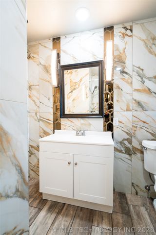 405 E D Street, Jenks, OK 74037