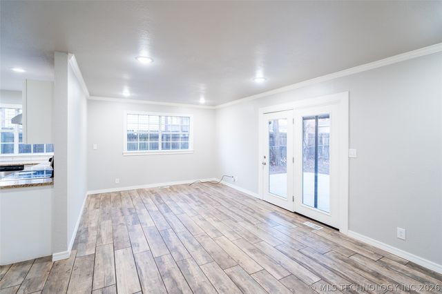 405 E D Street, Jenks, OK 74037