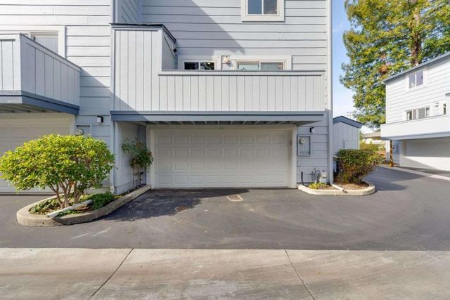 813 Montgomery Street, Mountain View, CA 94041