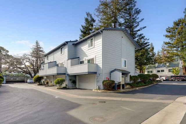 813 Montgomery Street, Mountain View, CA 94041