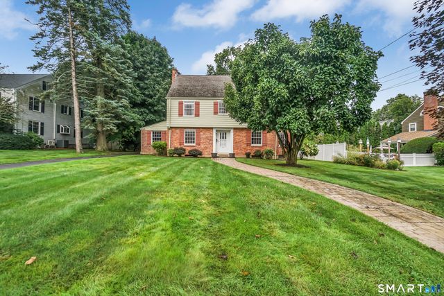 101 Ridgewood Road, West Hartford, CT 06107