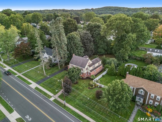101 Ridgewood Road, West Hartford, CT 06107