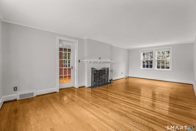 101 Ridgewood Road, West Hartford, CT 06107