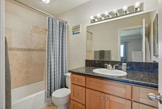 712 Buena Tierra Way 176, Oceanside, CA 92057