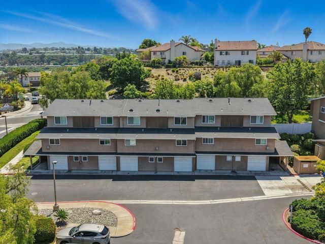 712 Buena Tierra Way 176, Oceanside, CA 92057