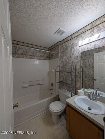 719 ANNE BONNEY Drive, Green Cove Springs, FL 32043