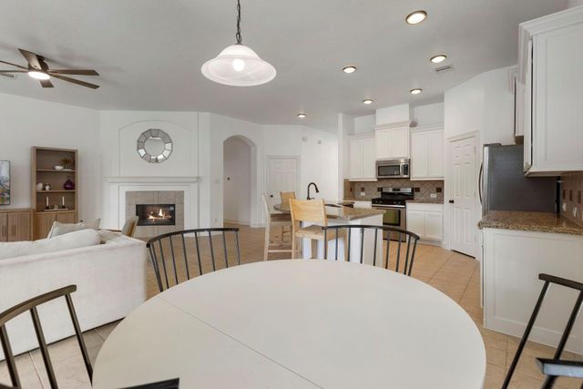 71 Sagamore Ridge Place, Tomball, TX 77389