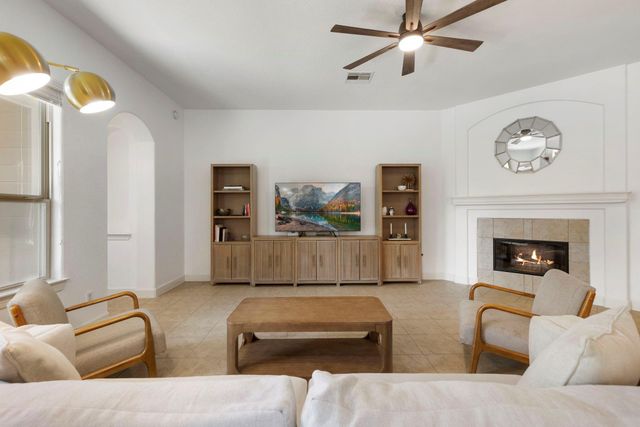 71 Sagamore Ridge Place, Tomball, TX 77389