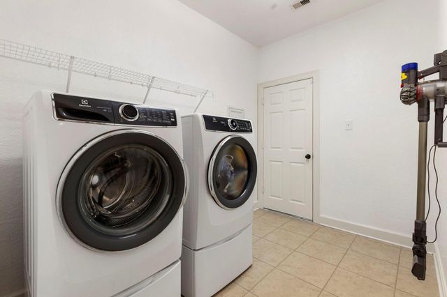 71 Sagamore Ridge Place, Tomball, TX 77389