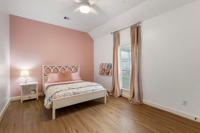 71 Sagamore Ridge Place, Tomball, TX 77389