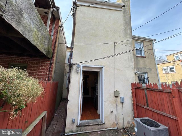 105 S SCHROEDER ST, Baltimore, MD 21223