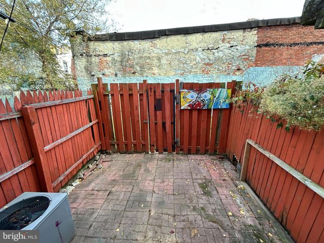 105 S SCHROEDER ST, Baltimore, MD 21223