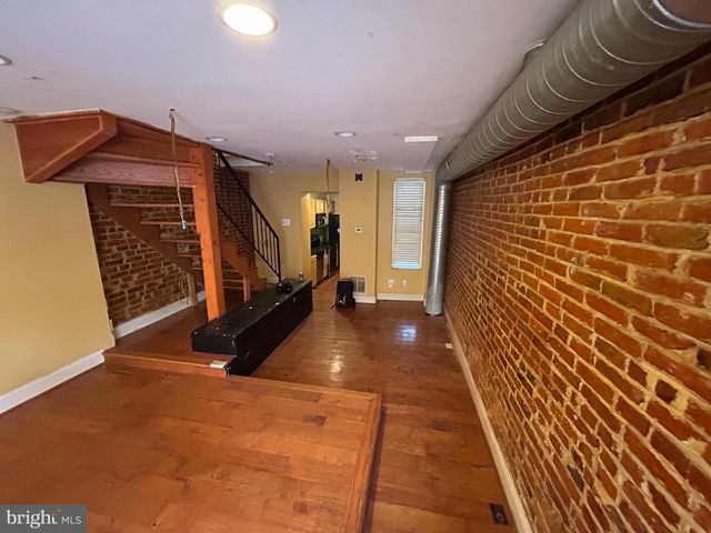 105 S SCHROEDER ST, Baltimore, MD 21223