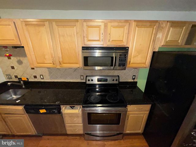 105 S SCHROEDER ST, Baltimore, MD 21223