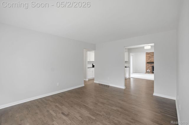 19704 Parkside Street, St. Clair Shores, MI 48080