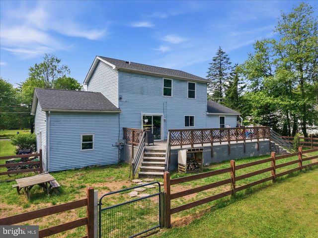 97 AUTUMN LN, Jim Thorpe, PA 18229