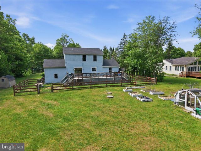97 AUTUMN LN, Jim Thorpe, PA 18229