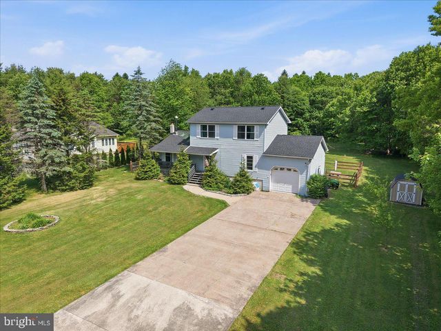 97 AUTUMN LN, Jim Thorpe, PA 18229