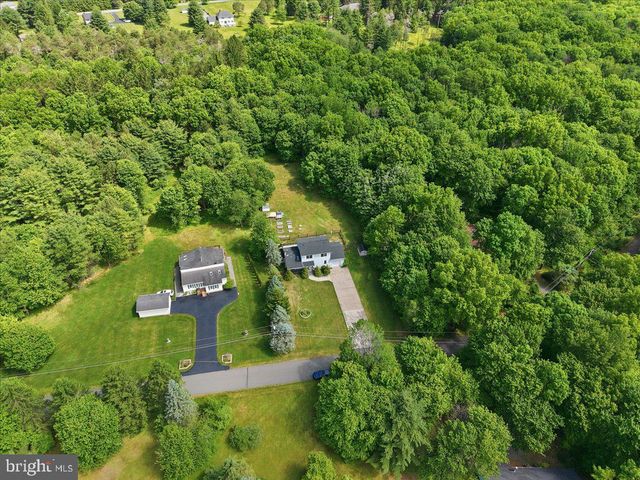 97 AUTUMN LN, Jim Thorpe, PA 18229
