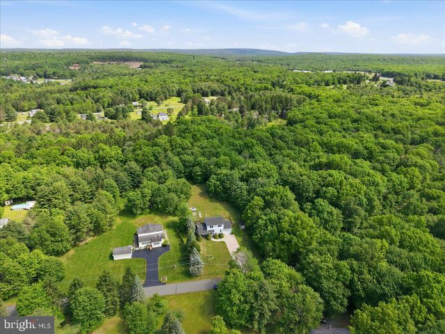 97 AUTUMN LN, Jim Thorpe, PA 18229