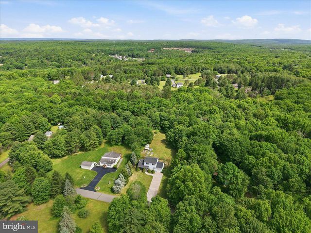 97 AUTUMN LN, Jim Thorpe, PA 18229