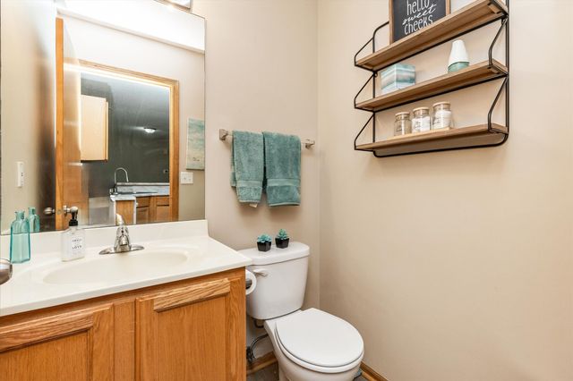 2265 Grand Avenue 4, West Des Moines, IA 50265