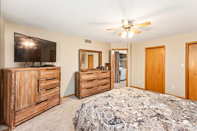2265 Grand Avenue 4, West Des Moines, IA 50265