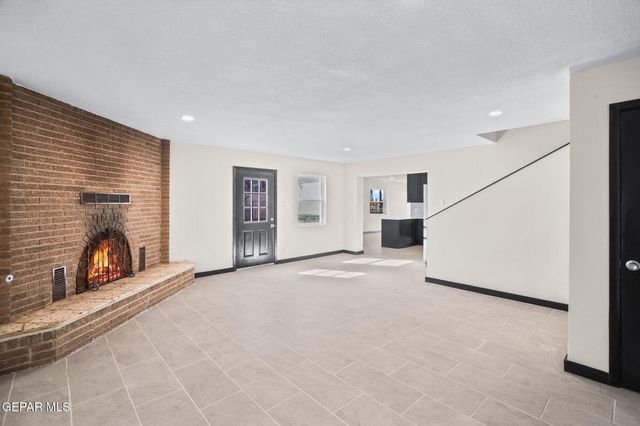 5221 TIMBERWOLF Drive, El Paso, TX 79903